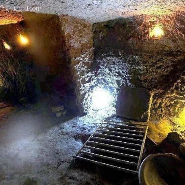 شهر زیرزمینی نوش آباد کاشان